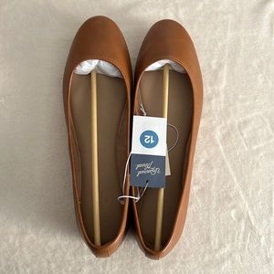Universal Thread Flats